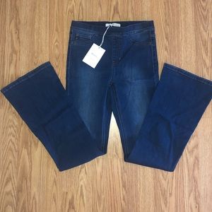Kan Can Flare Jean NWT